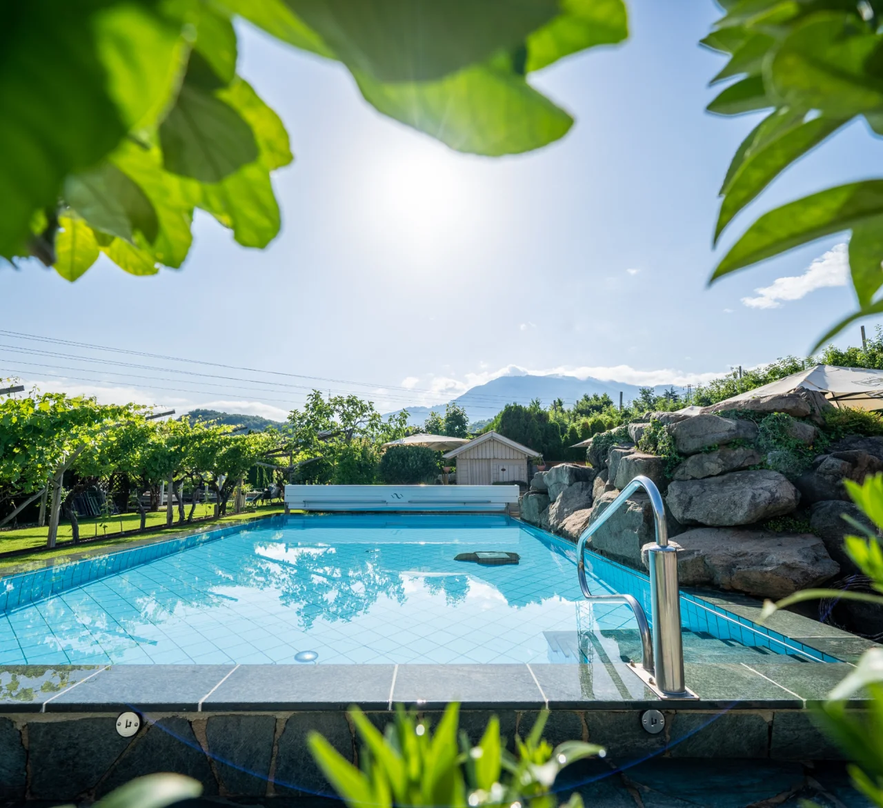 Hotel In Eppan Mit Pool Garten Ruhe Pur
